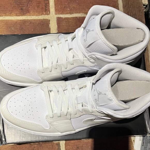 2011 Air Jordan 1 Phat White Wolf Grey